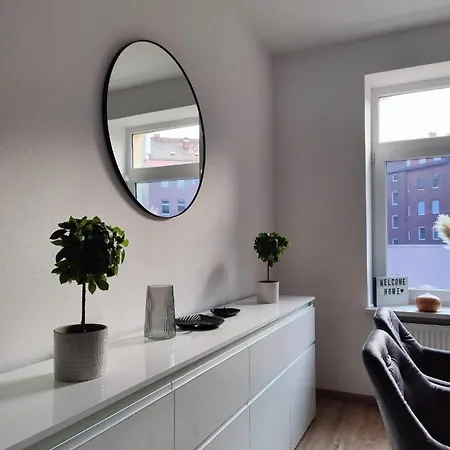 Neu Sanierte Mit Balkon Und Stellplatz Daire