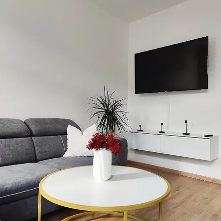 Neu Sanierte Mit Balkon Und Stellplatz * Erfurt
