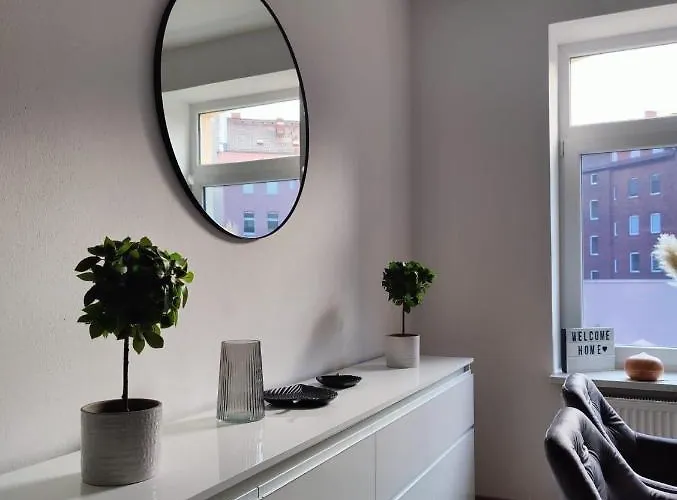 Neu Sanierte Mit Balkon Und Stellplatz Lejlighed